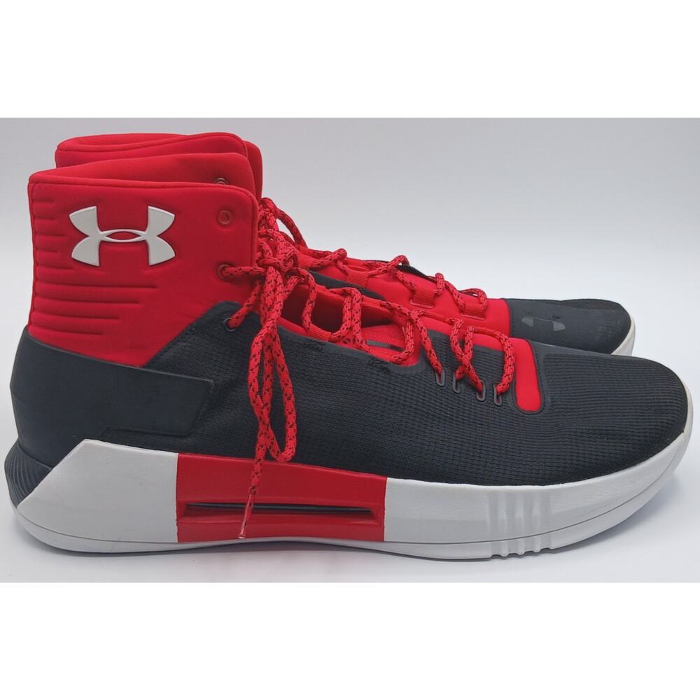 Under Armour Team Drive 4. Bk/Red. Size 14. $115